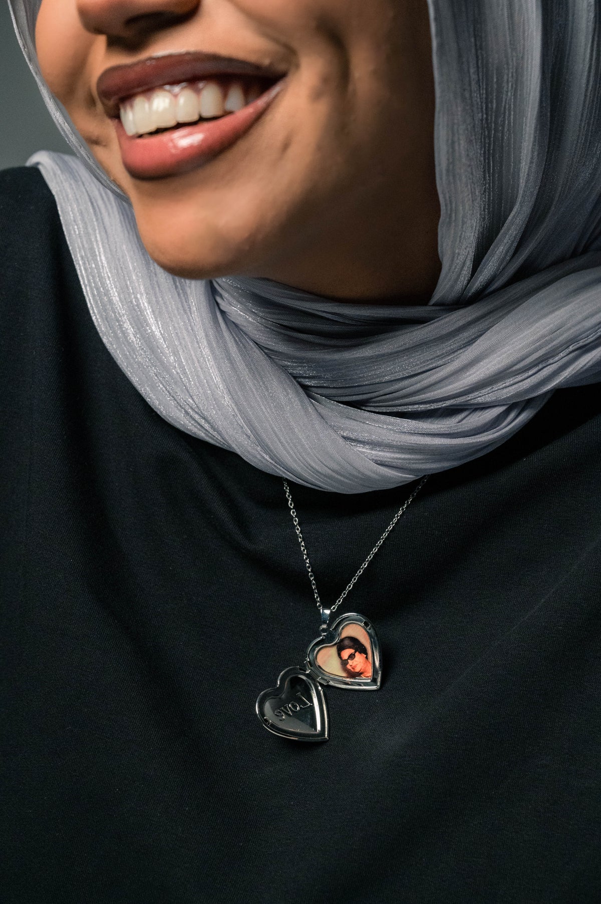 سلسلة لوكيت قلب Heart Locket Chain
