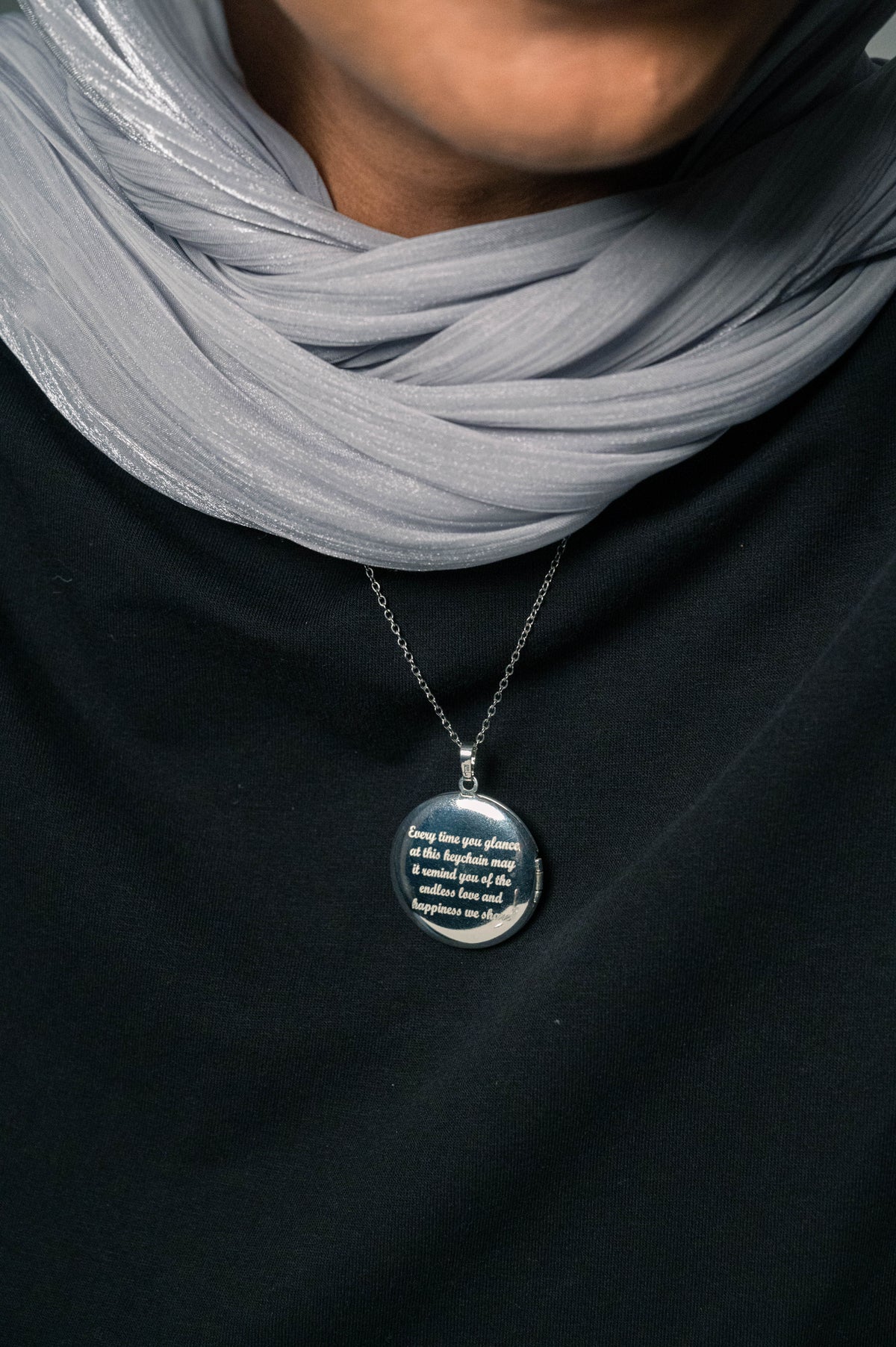 سلسلة لوكيت دائرة Circle Locket Chain