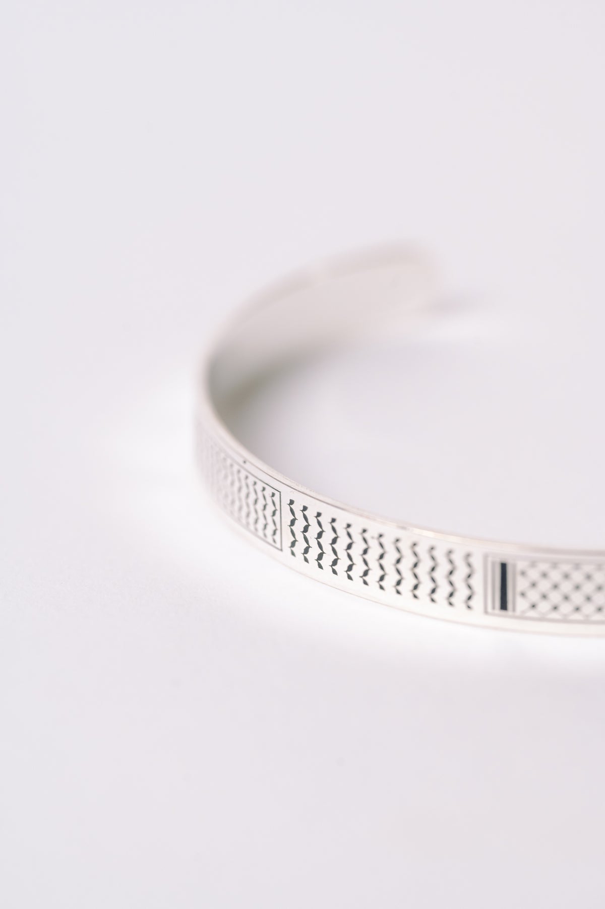 بريسلت الكوفية Kuffiyeh Bracelet