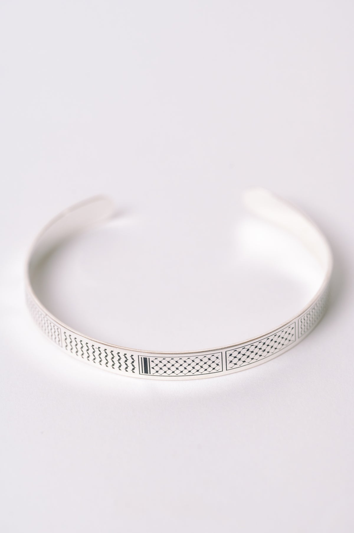 بريسلت الكوفية Kuffiyeh Bracelet