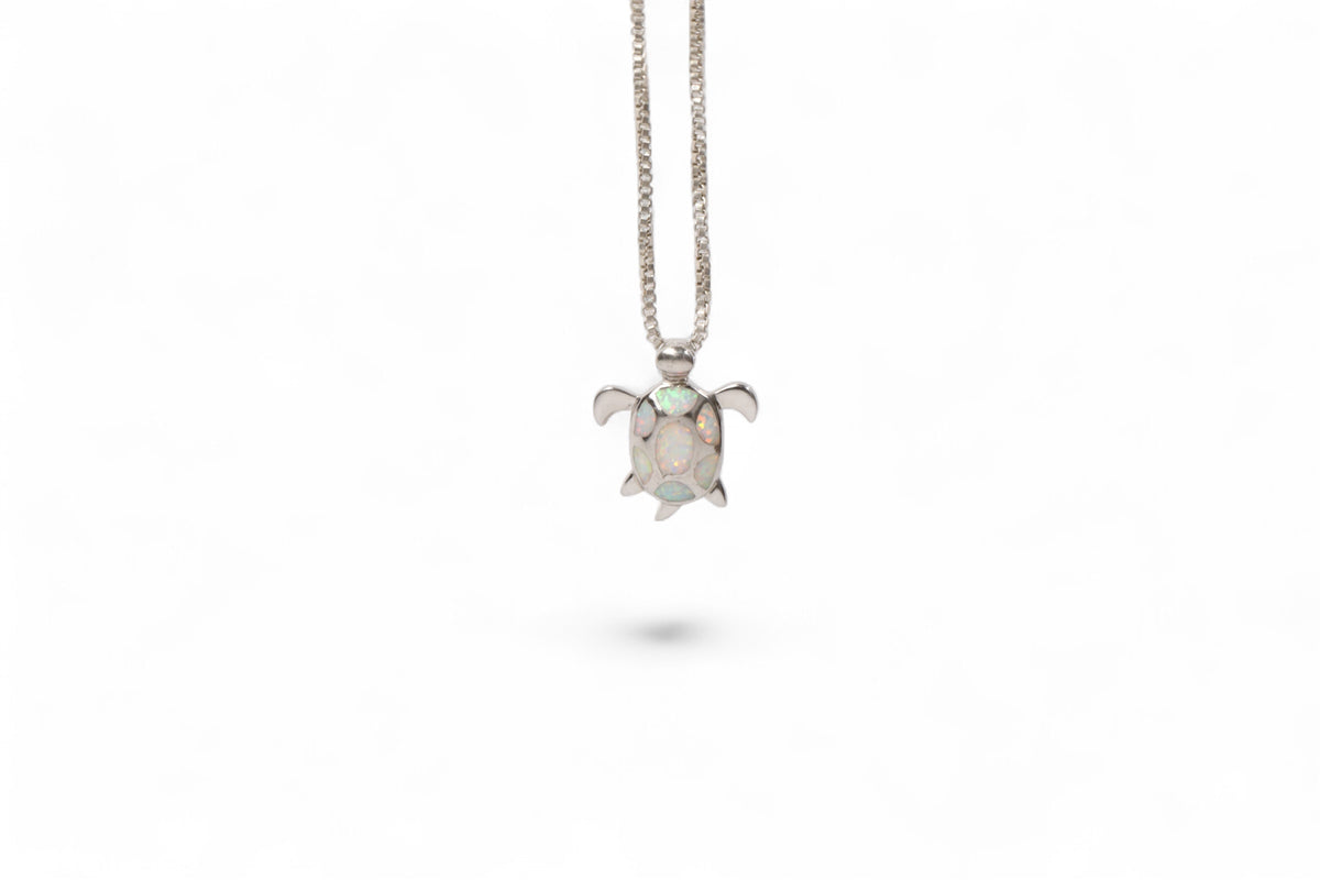 Ocean Soul Turtle Necklace 925