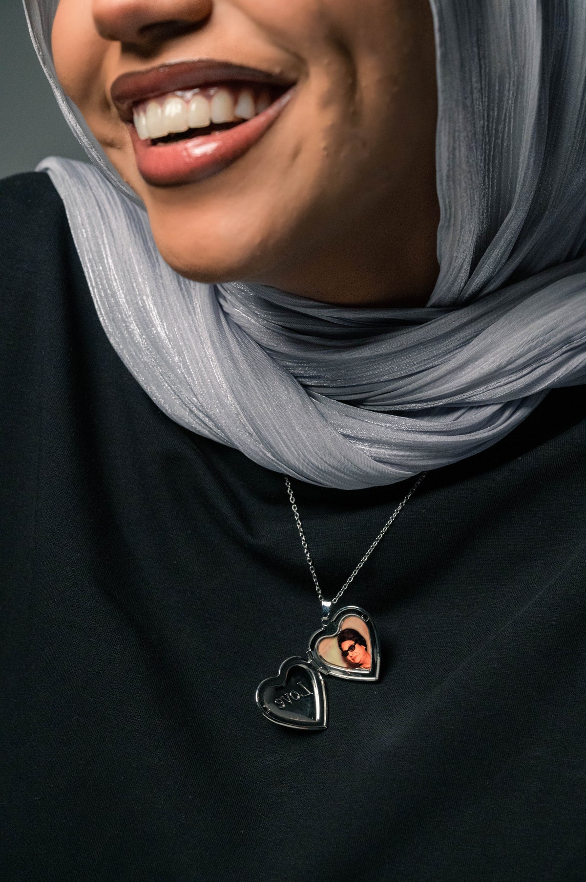 سلسلة لوكيت قلب Heart Locket Chain