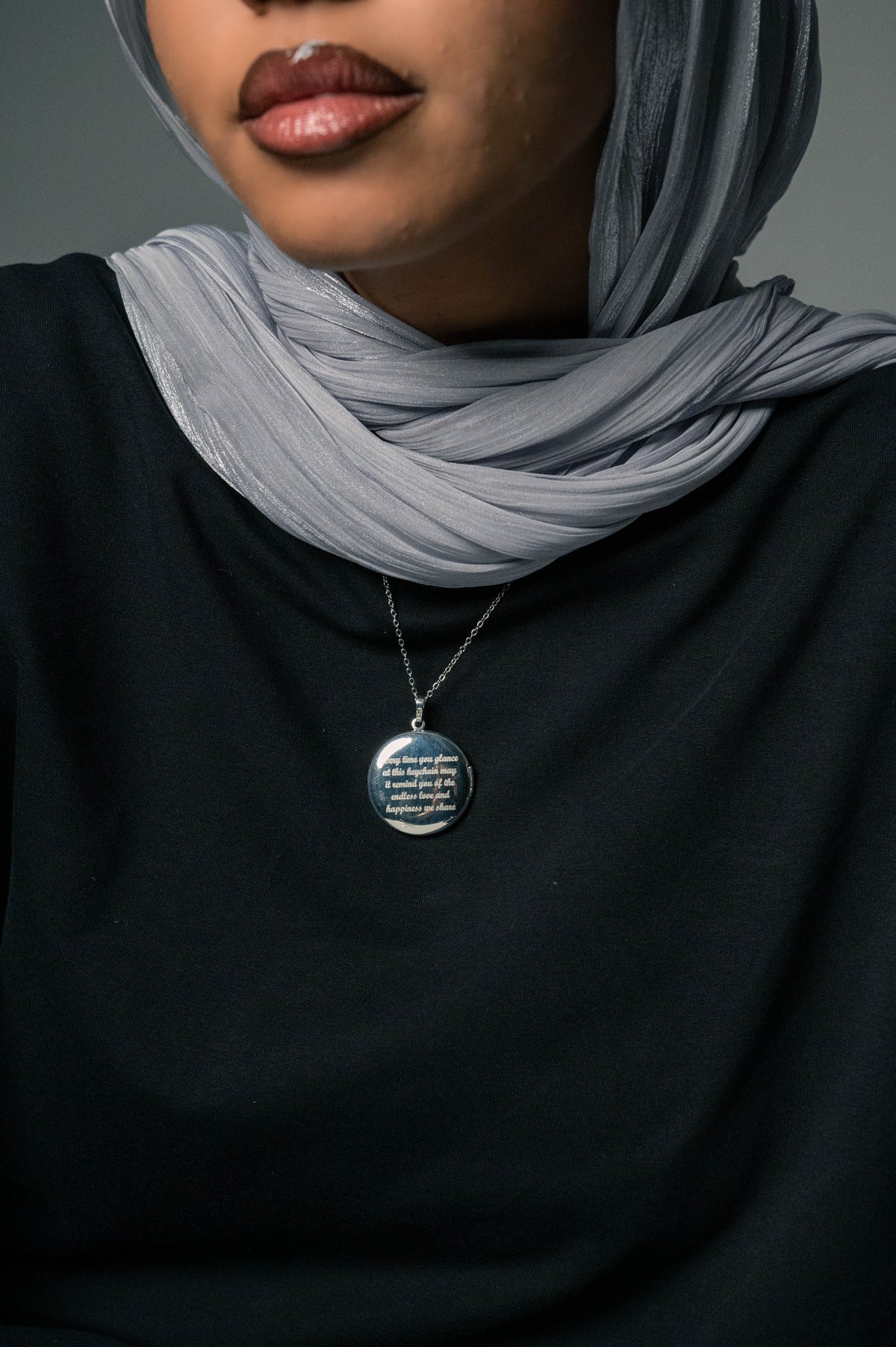 سلسلة لوكيت دائرة  Circle Locket Chain